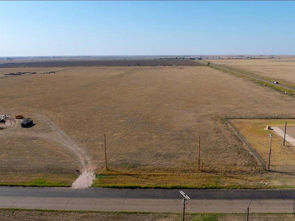 5 Acres of Residential Land with Home for Sale in Amarillo, Texas