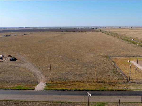5 Acres of Residential Land with Home for Sale in Amarillo, Texas