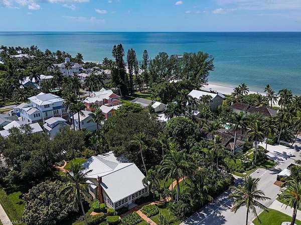 0.24 Acres of Residential Land for Sale in Naples, Florida