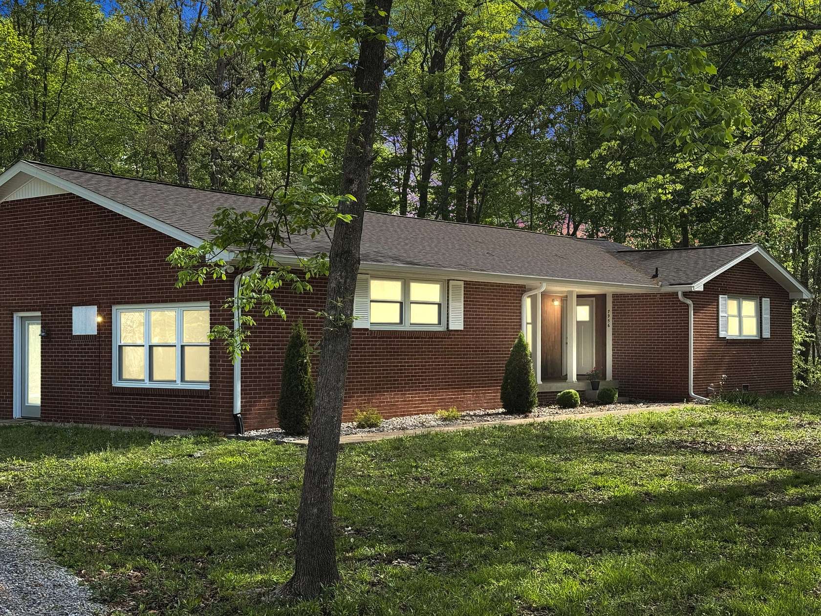 5.37 Acres of Residential Land with Home for Sale in Springfield, Tennessee