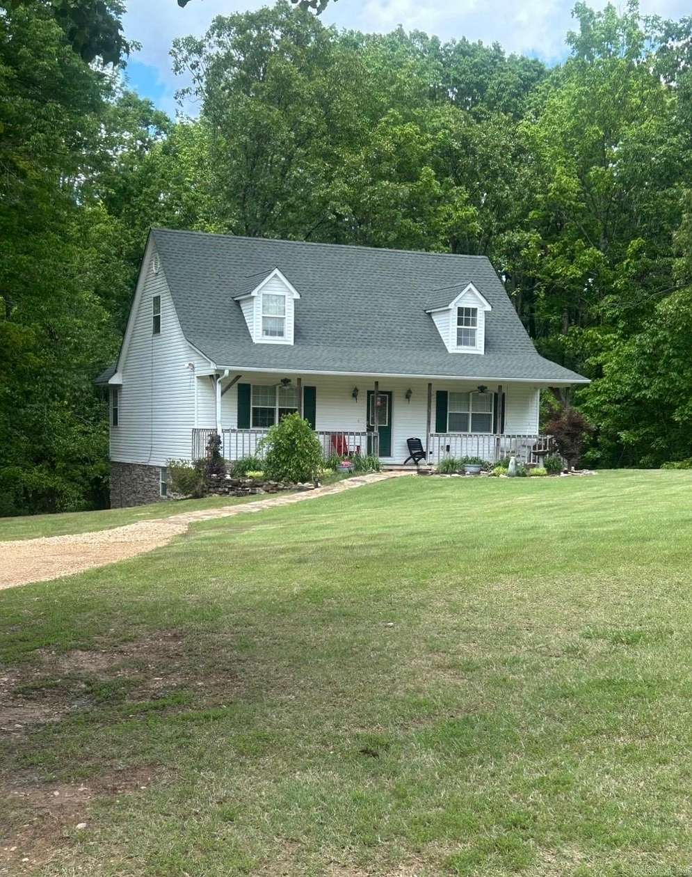 6.22 Acres of Residential Land with Home for Sale in Jonesboro, Arkansas