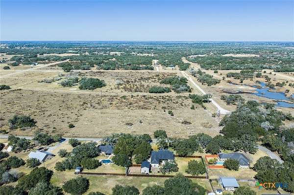 5.5 Acres of Residential Land for Sale in Inez, Texas