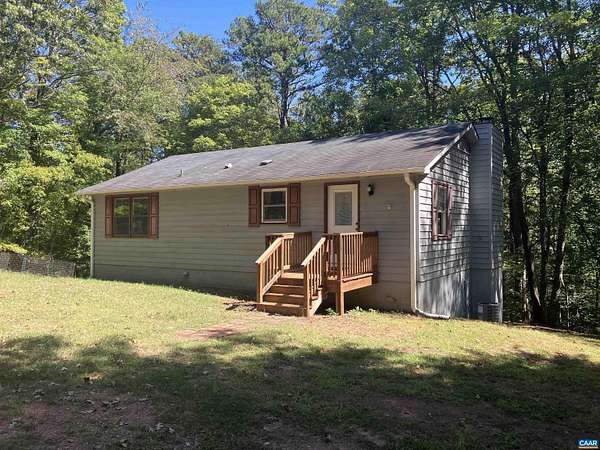 5 Acres of Land with Home for Sale in Howardsville, Virginia