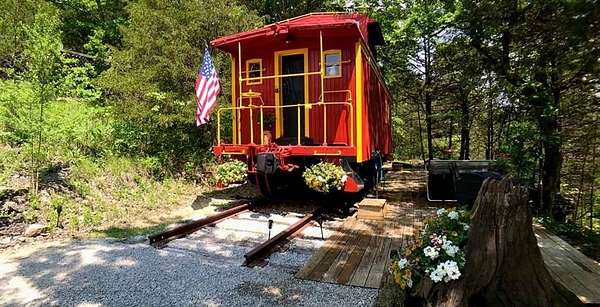 10.8 Acres of Improved Commercial Land for Sale in Eureka Springs, Arkansas