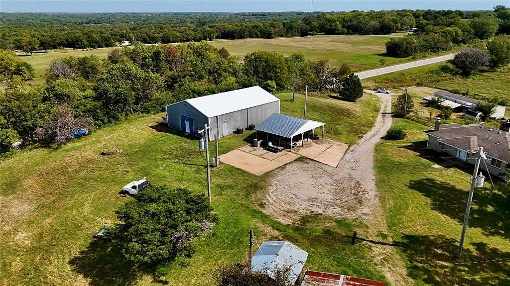 120 Acres of Land with Home for Sale in Nowata, Oklahoma
