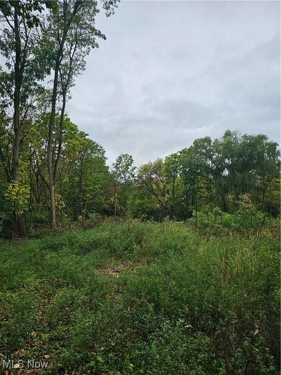 1.6 Acres of Residential Land for Sale in Sagamore Hills, Ohio