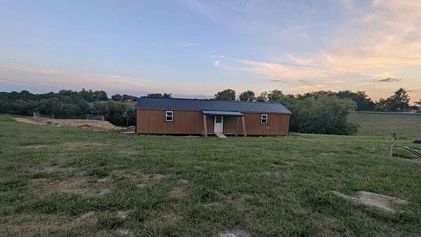 4.3 Acres of Residential Land with Home for Sale in Harrodsburg, Kentucky