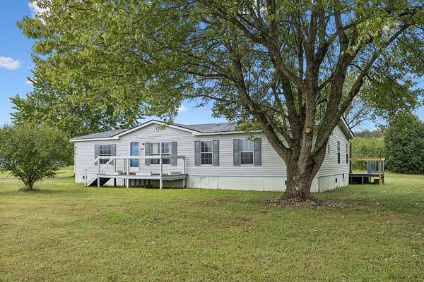 2.19 Acres of Residential Land with Home for Sale in Woodbury, Tennessee