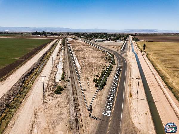 5.5 Acres of Commercial Land for Sale in Seeley, California