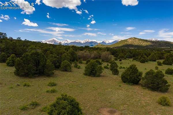35.2 Acres of Land for Sale in Cotopaxi, Colorado