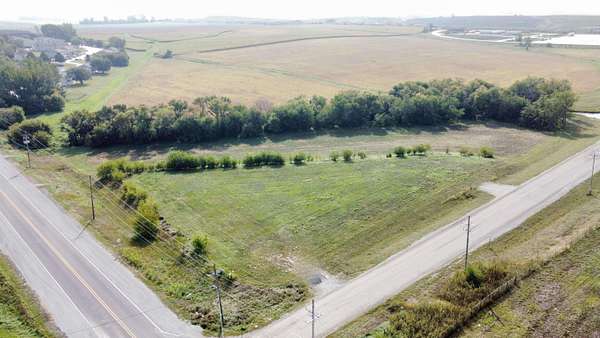 3.52 Acres of Residential Land for Sale in Waterloo, Iowa