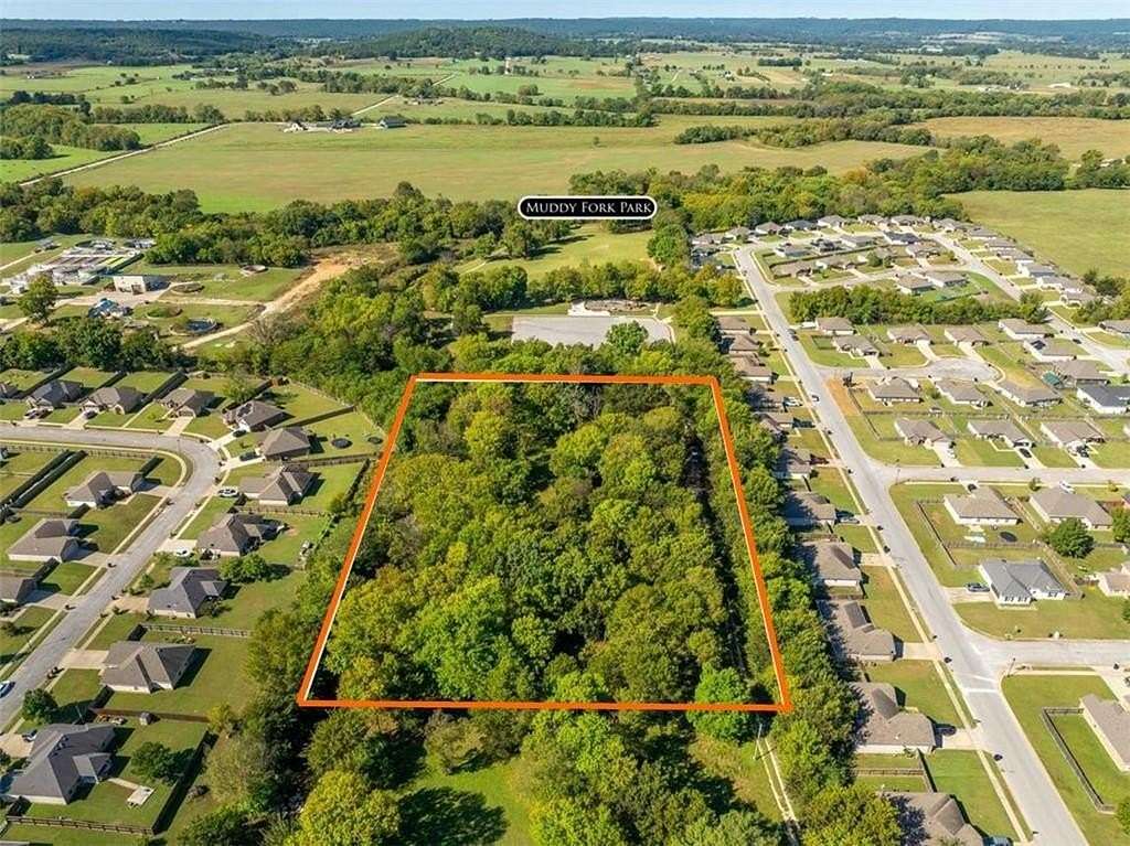 4 Acres of Residential Land for Sale in Prairie Grove, Arkansas