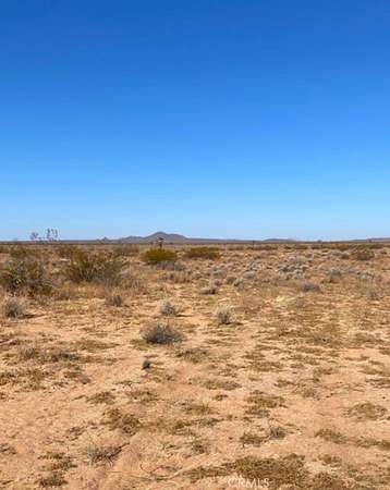 2 Acres of Residential Land for Sale in Helendale, California