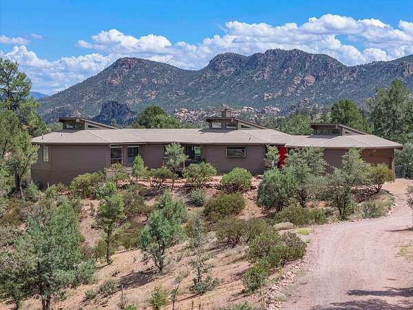 2.26 Acres of Residential Land with Home for Sale in Payson, Arizona