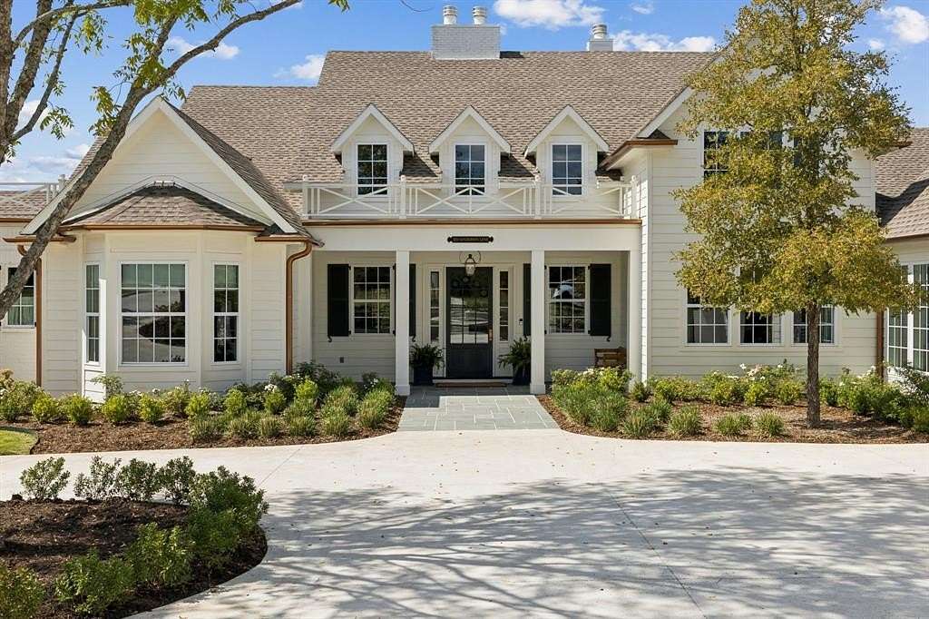 1.5 Acres of Residential Land with Home for Sale in Rockwall, Texas