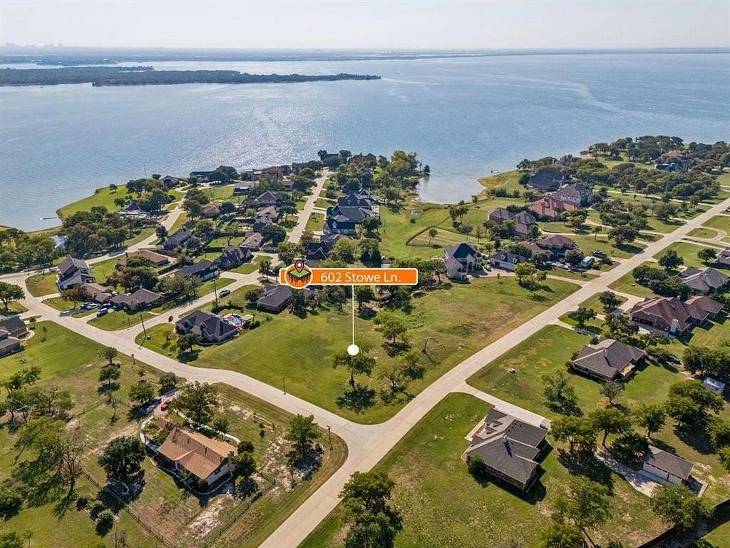 1 Acre of Residential Land for Sale in Lakewood Village, Texas