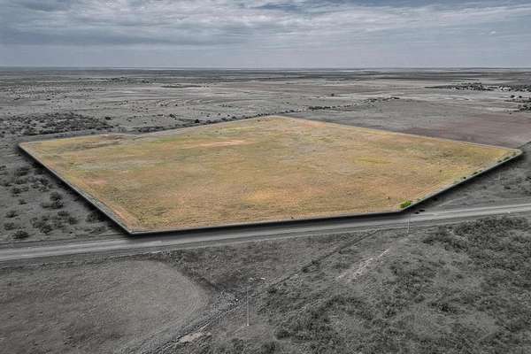 70 Acres of Recreational Land for Sale in Jayton, Texas