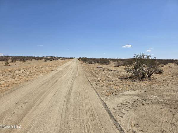 5 Acres of Residential Land for Sale in Hi Vista, California