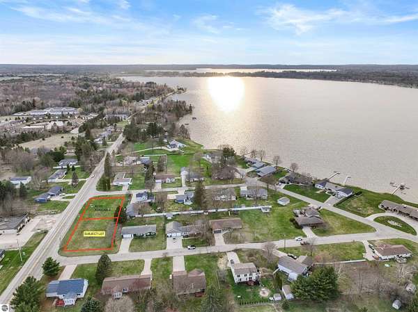 0.3 Acres of Residential Land for Sale in Cadillac, Michigan