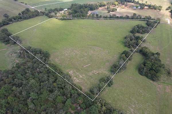 23 Acres of Land for Sale in Frankston, Texas
