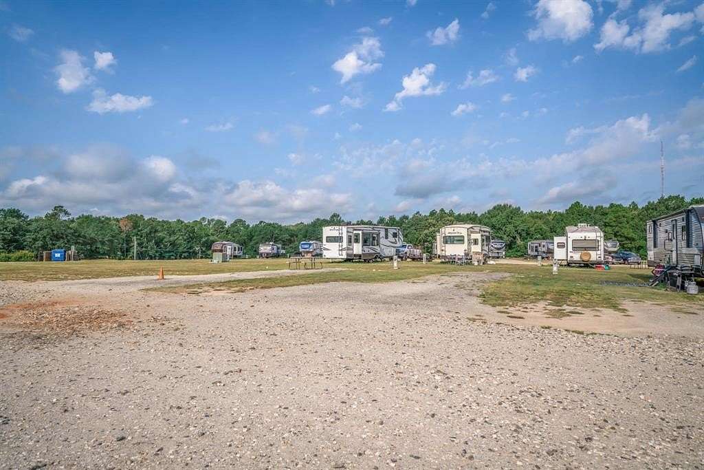 11.2 Acres of Commercial Land for Sale in Henderson, Texas