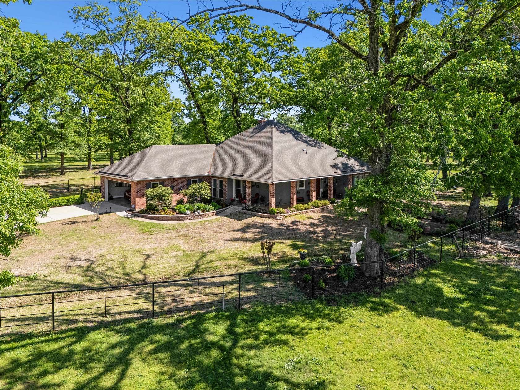 55.5 Acres of Land with Home for Sale in Shreveport, Louisiana