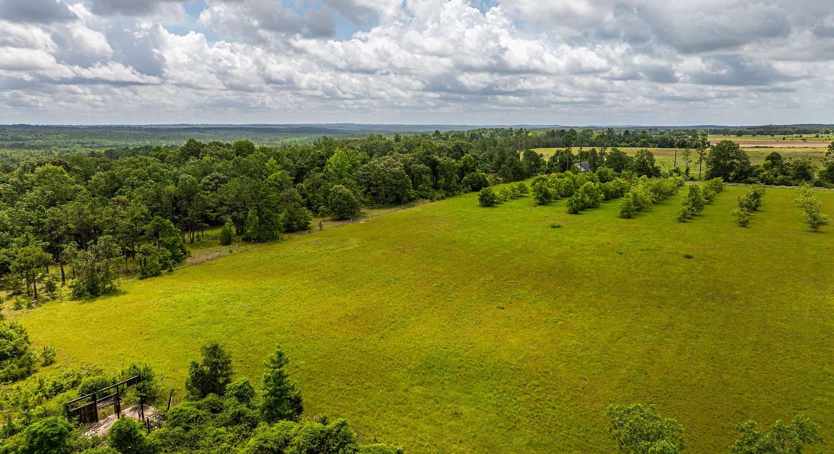 5.16 Acres of Land for Sale in Deatsville, Alabama