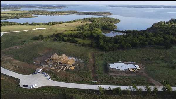 2 Acres of Residential Land for Sale in Sanger, Texas