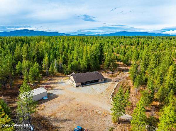 7.82 Acres of Residential Land with Home for Sale in Athol, Idaho