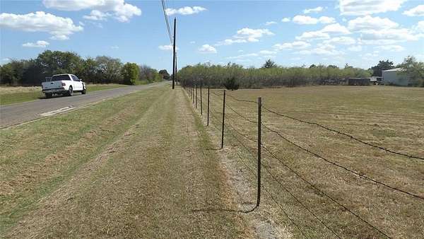 1.87 Acres of Residential Land for Sale in Ennis, Texas