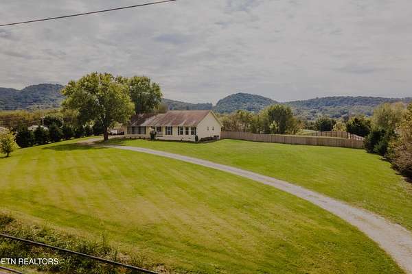 2 Acres of Residential Land with Home for Sale in New Market, Tennessee