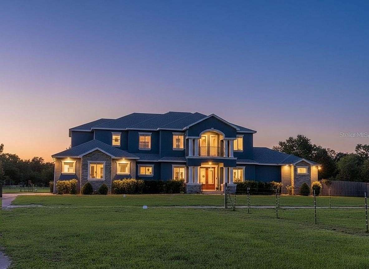 15 Acres of Land with Home for Sale in Zephyrhills, Florida