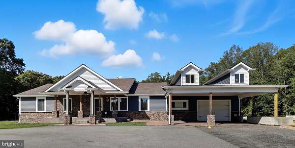 3.33 Acres of Residential Land with Home for Sale in Faulkner, Maryland