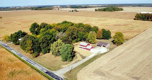 2 Acres of Residential Land with Home for Sale in Warren, Indiana