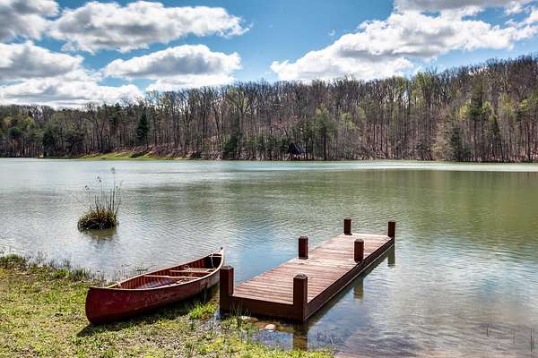 1.86 Acres of Residential Land for Sale in McMinnville, Tennessee
