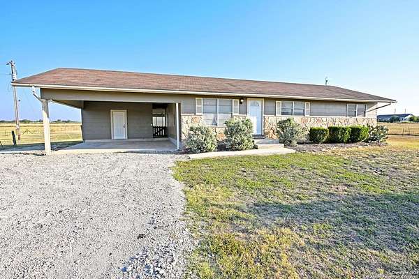 2.45 Acres of Residential Land with Home for Lease in San Marcos, Texas