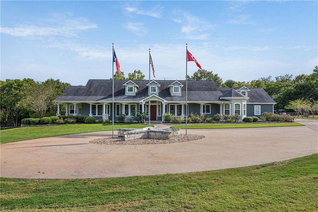 4.27 Acres of Residential Land with Home for Sale in Chappell Hill, Texas