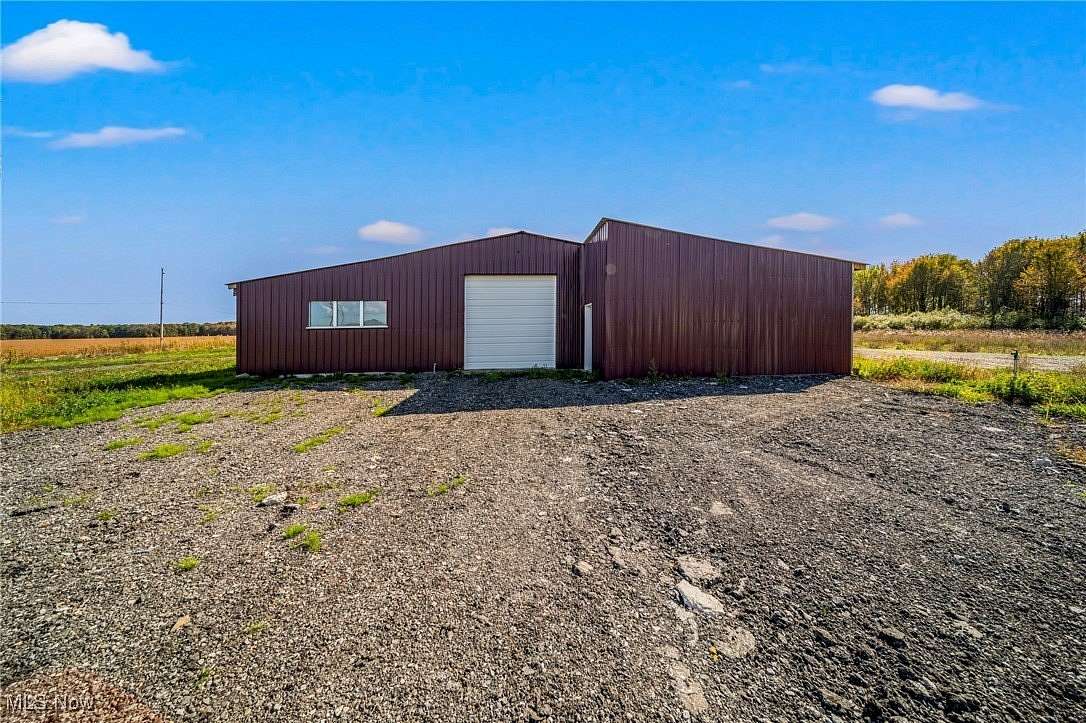 5 Acres of Improved Land for Sale in Rome, Ohio