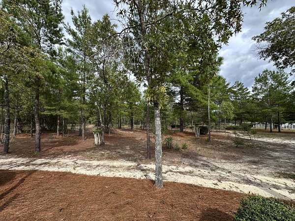 5.3 Acres of Land for Sale in DeFuniak Springs, Florida