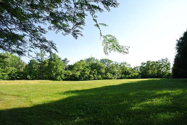 2.1 Acres of Residential Land for Sale in South Barrington, Illinois