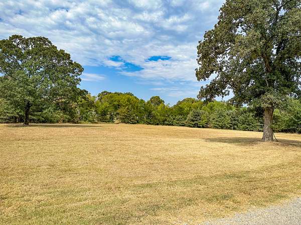 1 Acre of Land for Sale in Atoka, Oklahoma