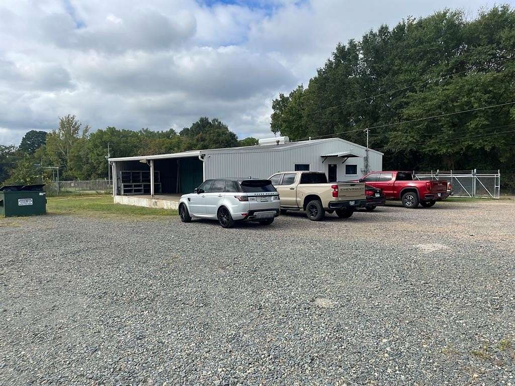 5.75 Acres of Improved Residential Land for Sale in Texarkana, Arkansas