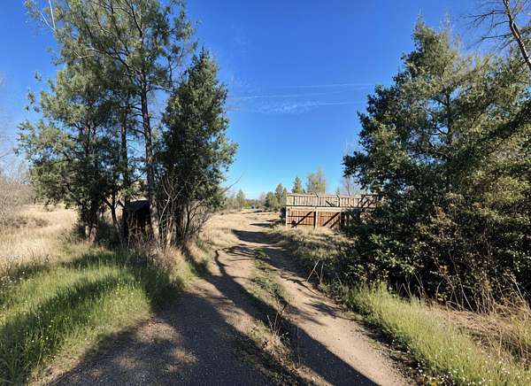 5.18 Acres of Land for Sale in Cave Junction, Oregon