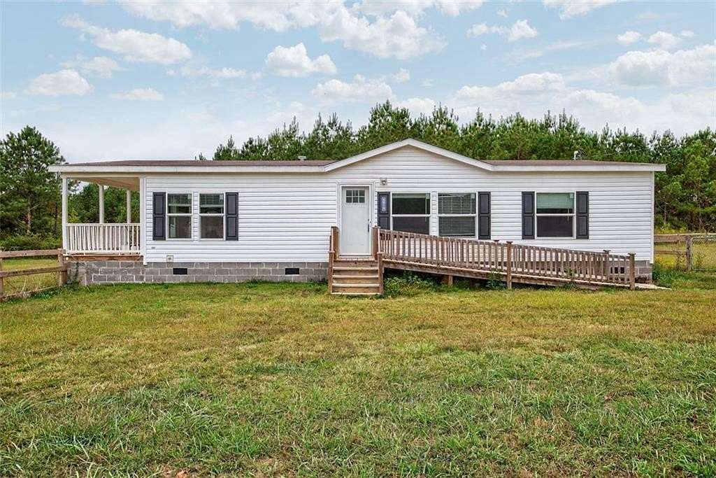 5 Acres of Residential Land with Home for Sale in Tallapoosa, Georgia