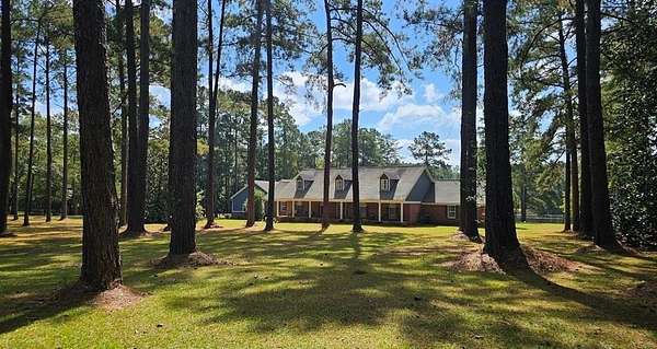 3 Acres of Residential Land with Home for Sale in Ozark, Alabama