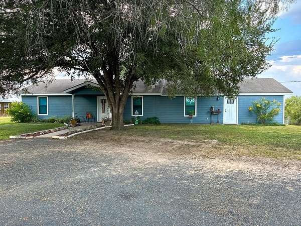 7.35 Acres of Residential Land with Home for Sale in George West, Texas