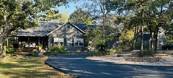 5.43 Acres of Residential Land with Home for Sale in Kirbyville, Missouri