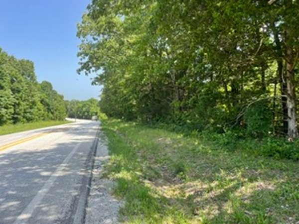 10 Acres of Recreational & Residential Land for Sale in Yellville, Arkansas