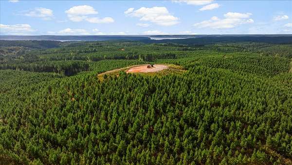 4,121 Acres of Recreational Land & Farm for Sale in Savannah, Tennessee