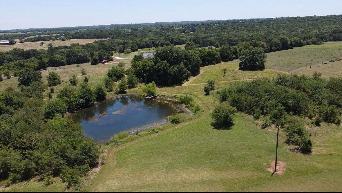 21.5 Acres of Agricultural Land for Sale in Bells, Texas